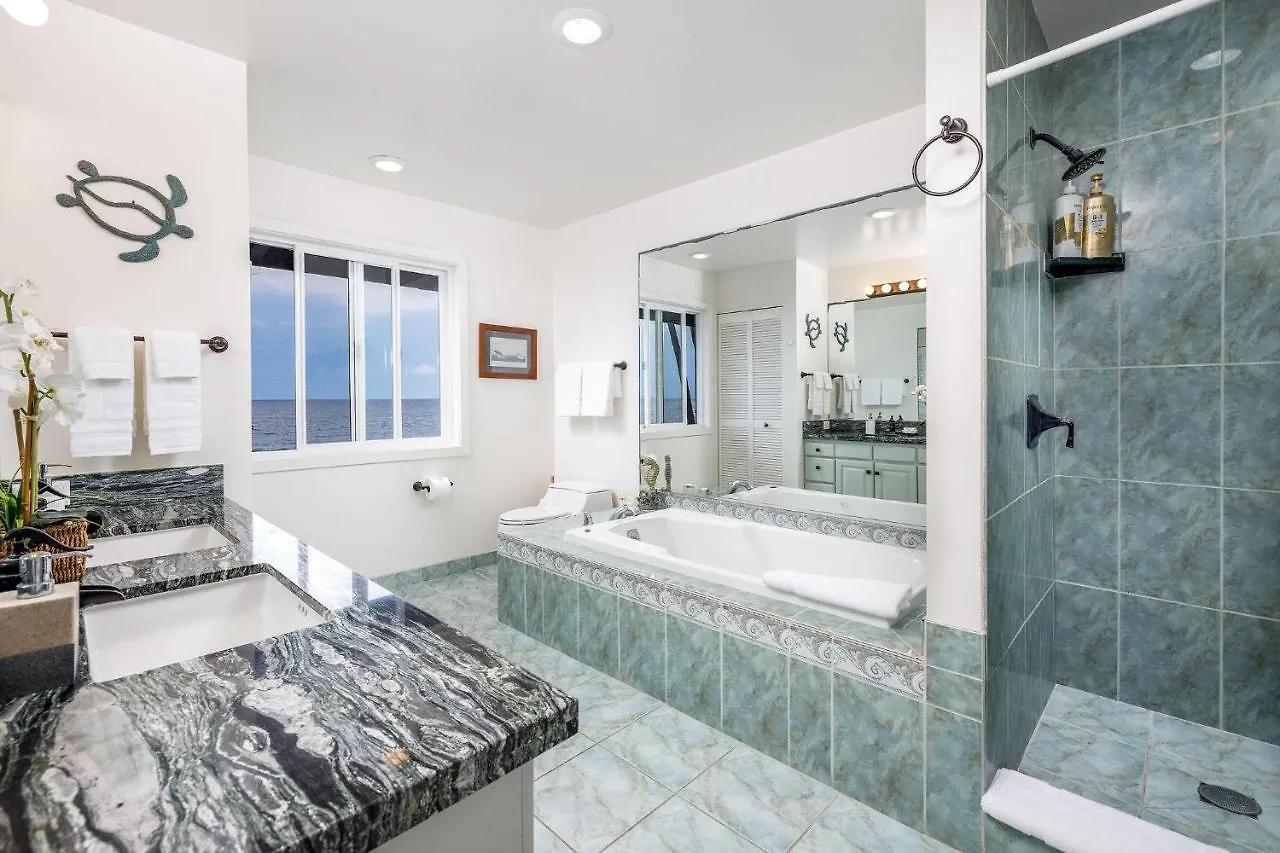 קאילואה-קונה Hokuea Hale Oceanfront Private Home With Hot Tub בית נופש